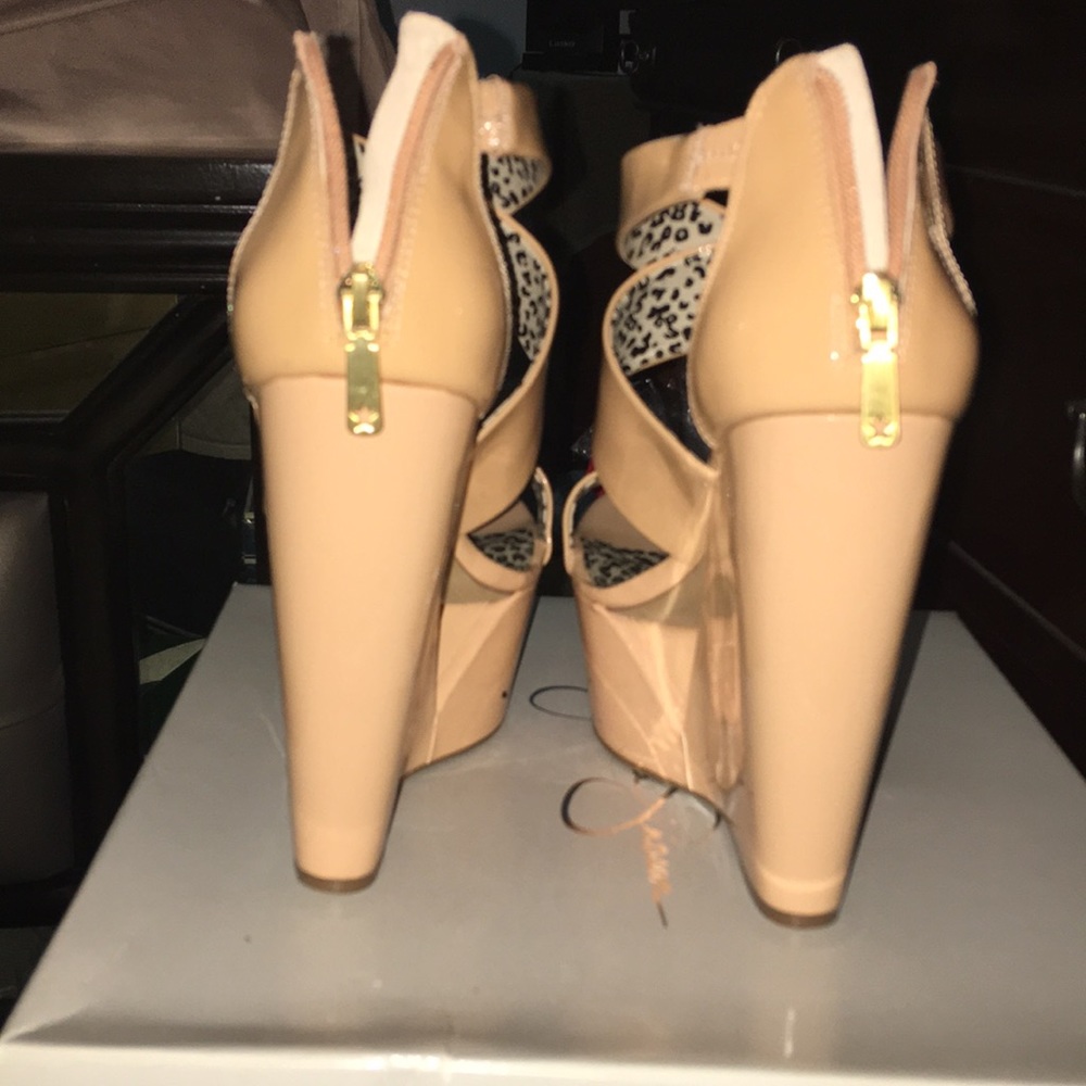 Jessica Simpson Wedges - Picture 3 of 4